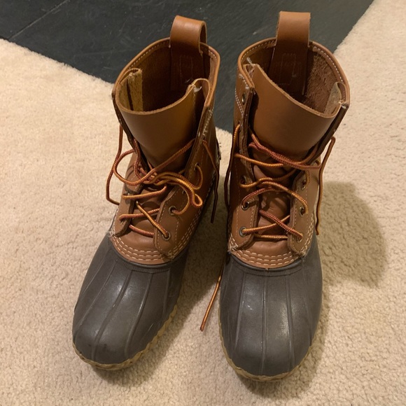 L.L. Bean Boots 8 Inch Thinsulate - Picture 1 of 8